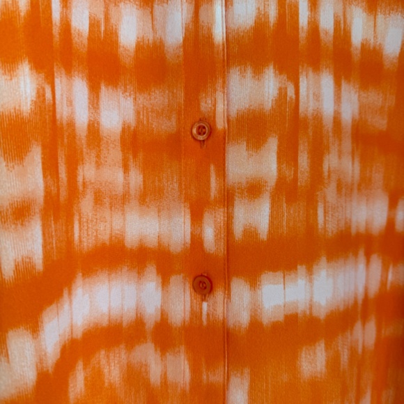 Calvin Klein Women Split V-Neck Roll-Tab Sleeve Button Front Top Orange/White - Picture 4 of 8